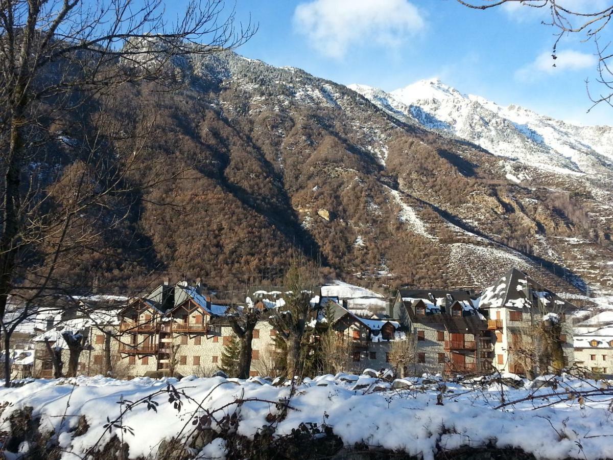 Residencial Valle De Benasque Buitenkant foto