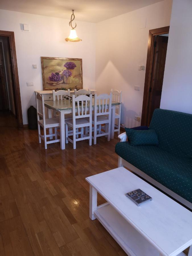 Residencial Valle De Benasque Buitenkant foto